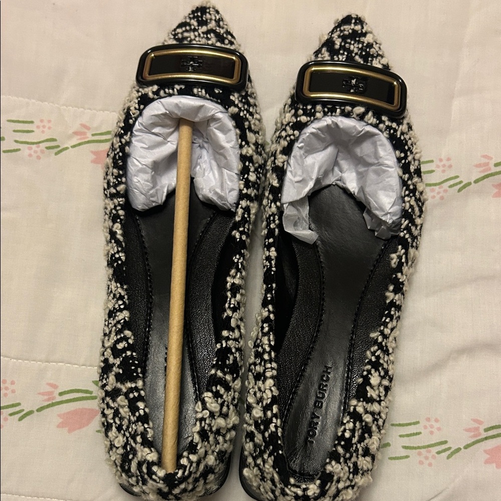 Tory Burch Tweed Black and Cream Flats